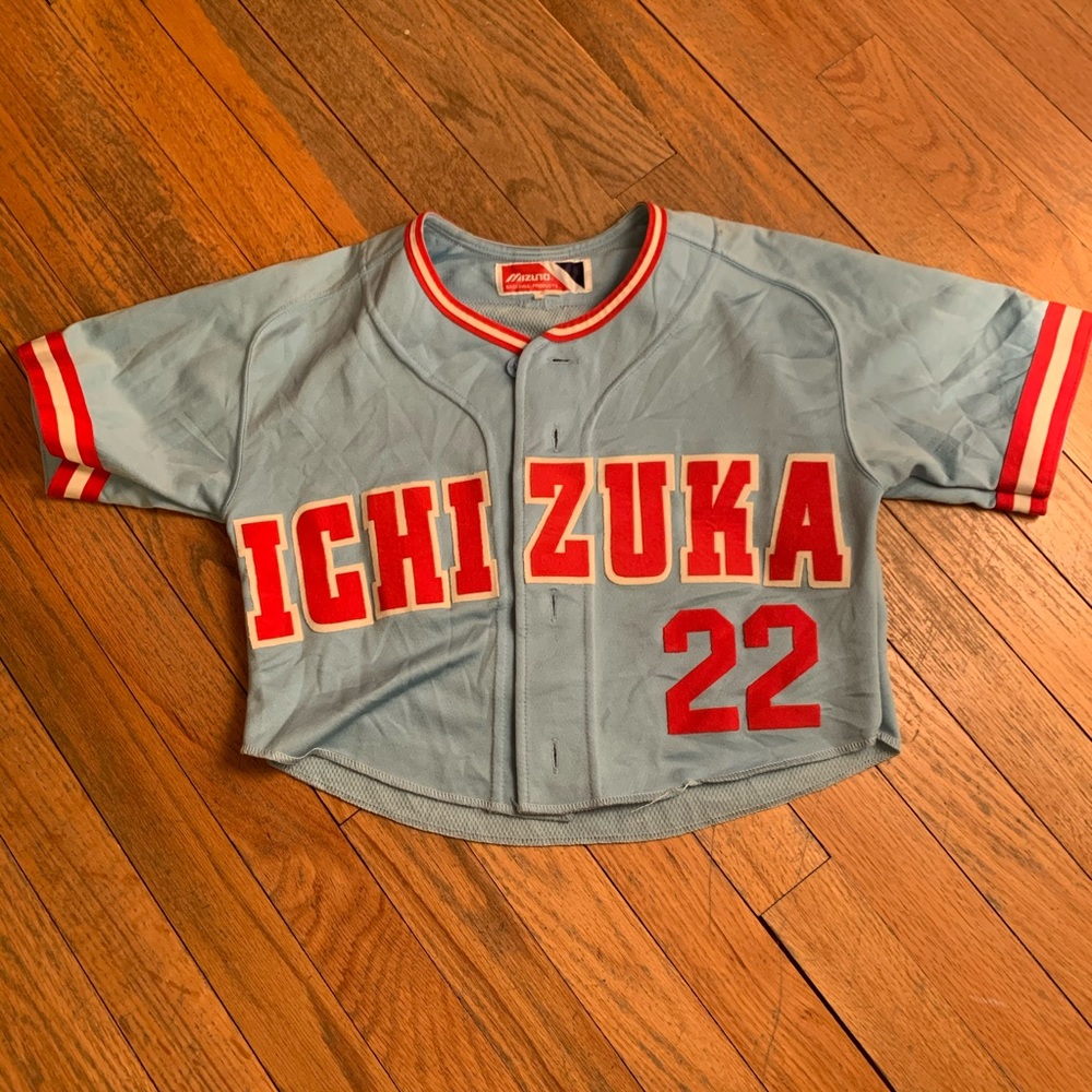 Cropped vintage baseball jersey